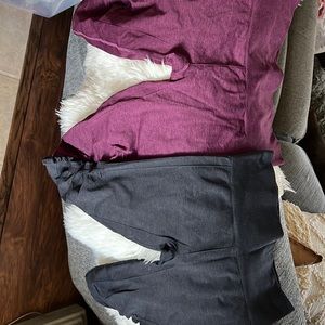 Lululemon Ebb and Flow capris